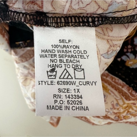 Cotton Bleu Boho Colorful Sleeveless Split Neck Floral Print Blouse Size 1X - Picture 4 of 4